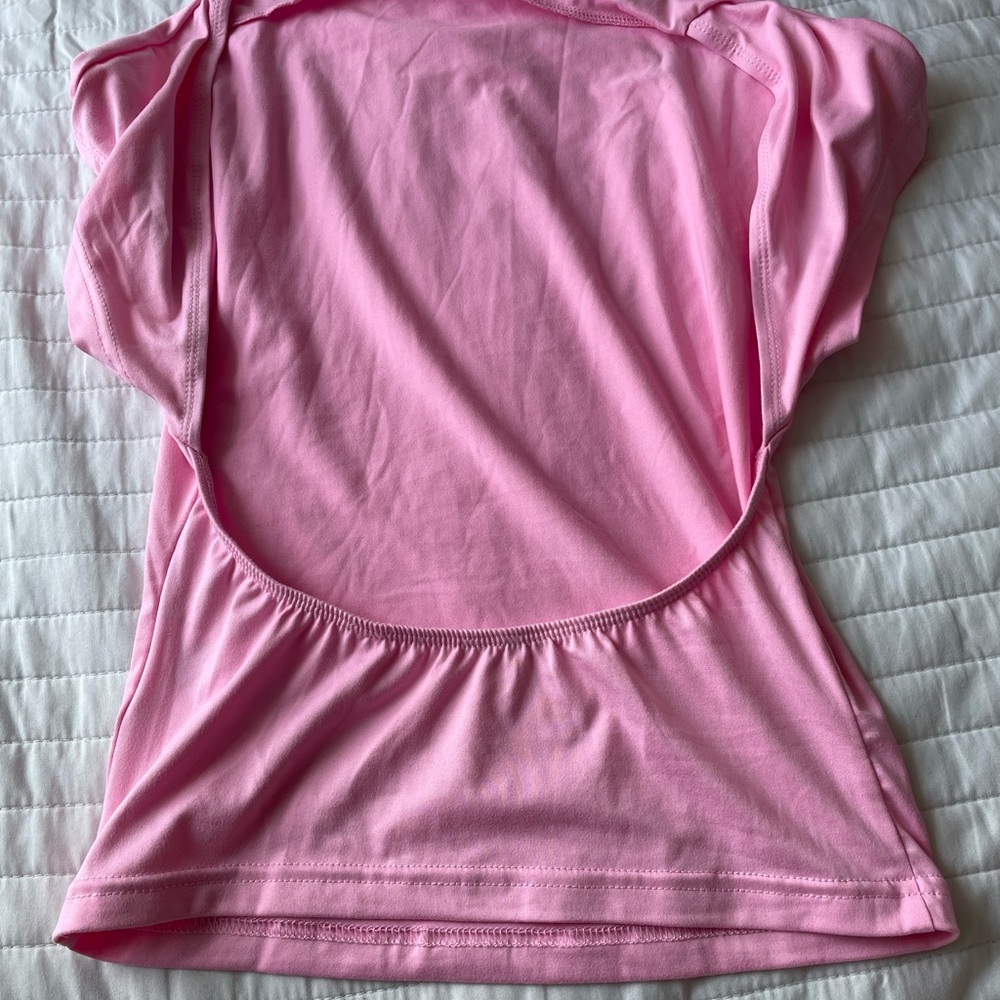 BACKLESS TOPS (3) - Picture 6 of 7